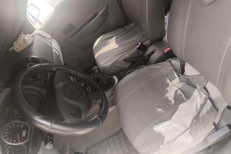 Used Wuling Hongguang 2013 1.5L Base Version Left Front Seat