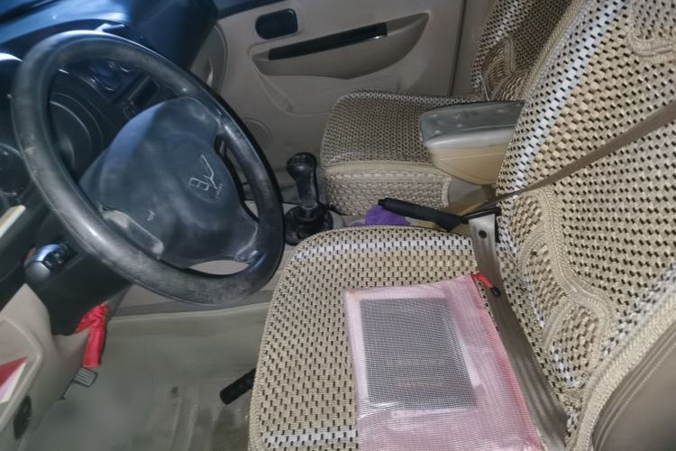 Used Wuling Hongguang 2013 1.5L Luxury Model Left Front Seat