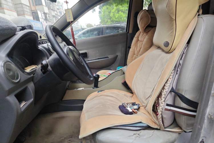 Used Wuling Hongguang 2013 1.5L Base Version Left Front Seat