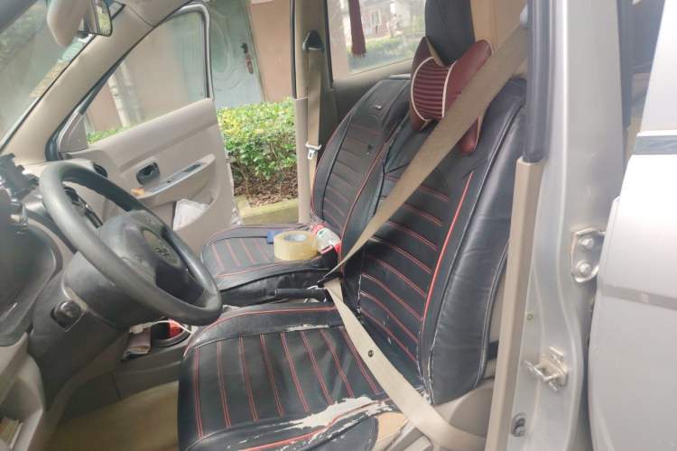 Used Wuling Hongguang 2013 1.5L Base Version Left Front Seat