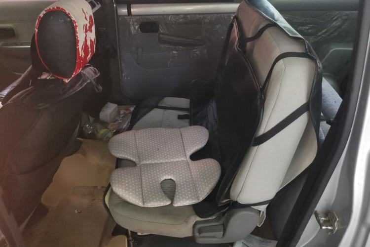 Used Wuling Hongguang 2013 1.5L Base Version Left Rear Seat