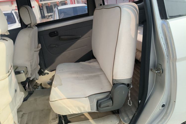 Used Wuling Hongguang 2013 1.5L Base Version Left Rear Seat
