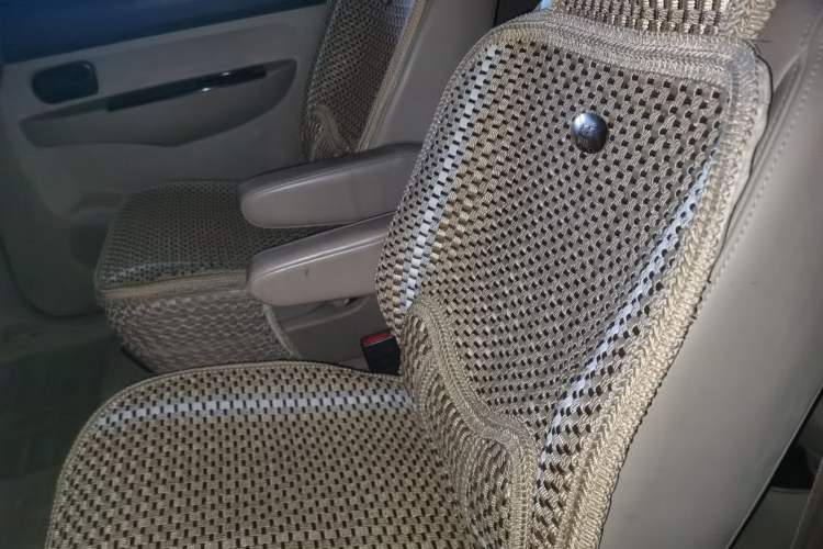 Used Wuling Hongguang 2013 1.5L Luxury Model Left Rear Seat