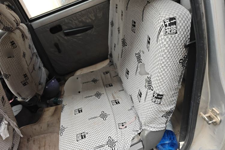Used Wuling Hongguang 2013 1.5L Base Version Left Rear Seat
