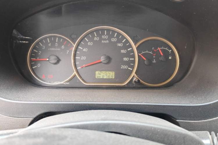 Used Wuling Hongguang 2013 1.5L Base Version Odometer Close Up