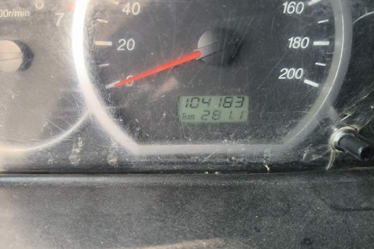 Used Wuling Hongguang 2013 1.5L Base Version Odometer Close Up