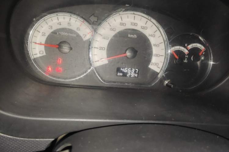 Used Wuling Hongguang 2013 1.2L S Comfort Model China IV Standard Odometer Close Up