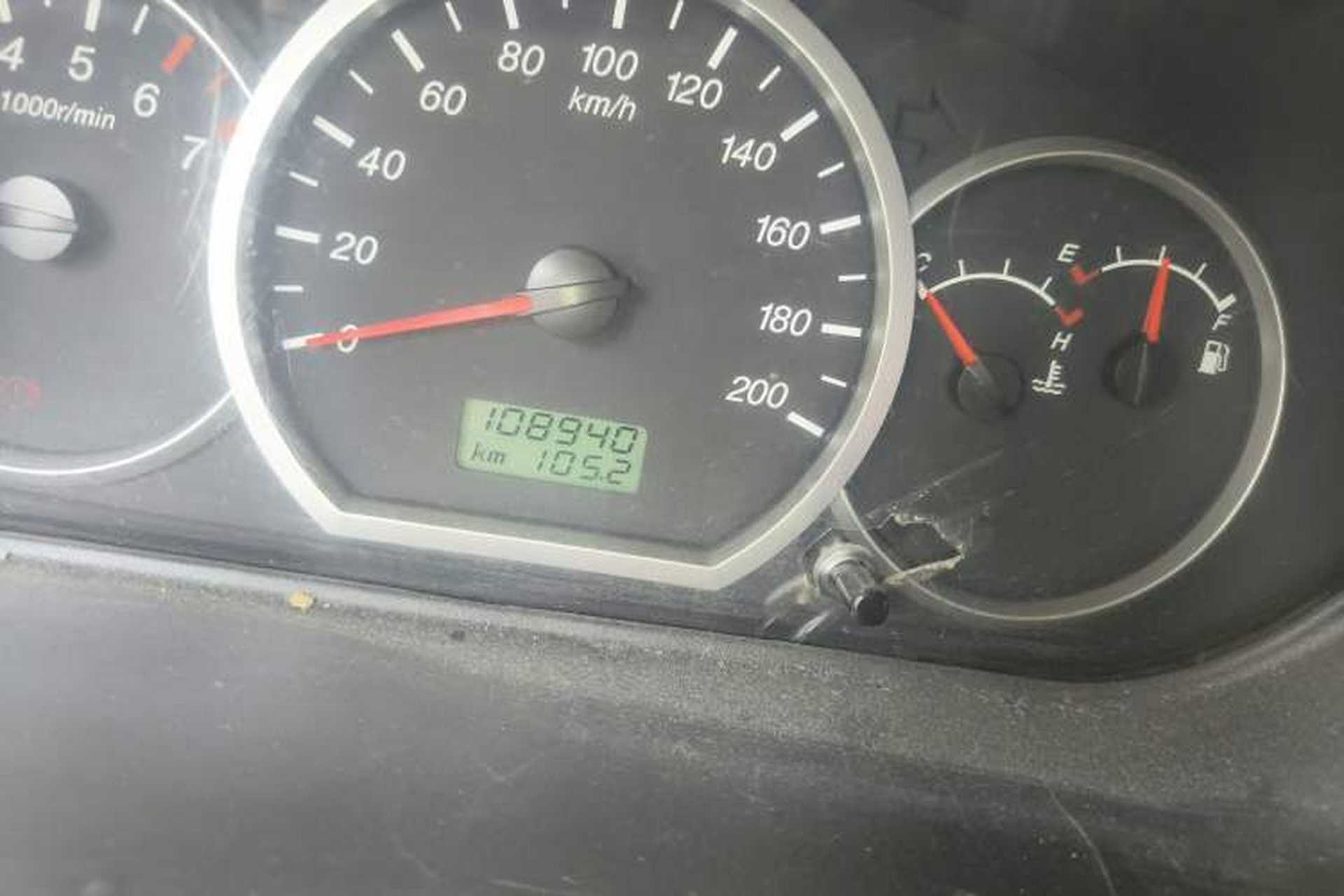 Used Wuling Hongguang 2013 1.5L Base Version Odometer Close Up
