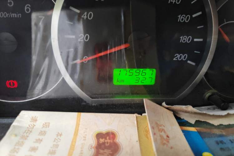 Used Wuling Hongguang 2013 1.5L Base Version Odometer Close Up