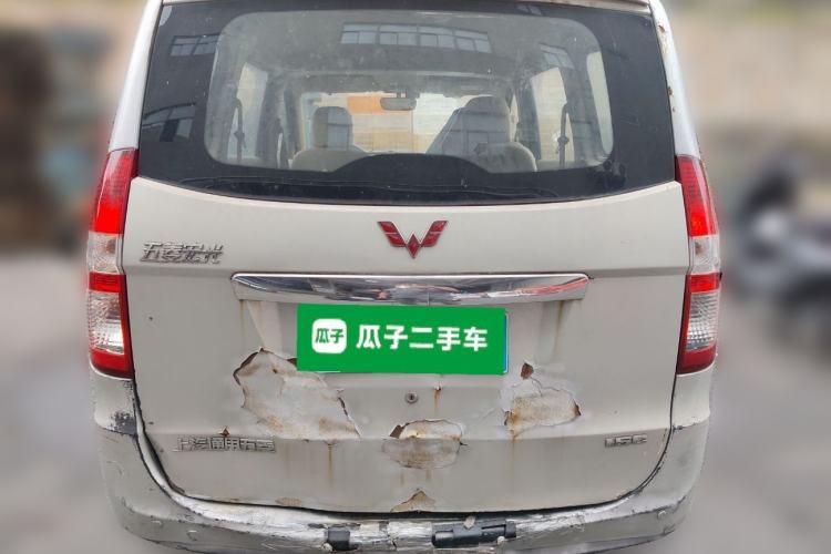 Used Wuling Hongguang 2013 1.5L Standard Version Rear