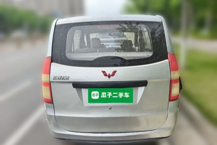 Used Wuling Hongguang 2013 1.5L Base Version Rear
