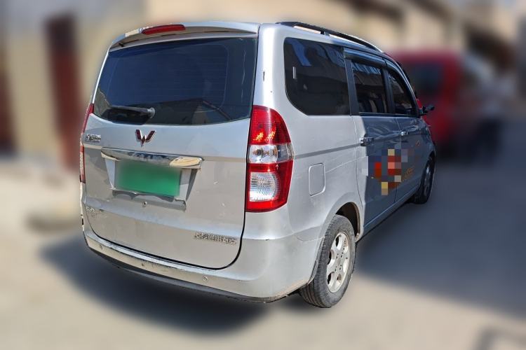 Used Wuling Hongguang 2013 1.5L Luxury Model Rear Right 45 Deg