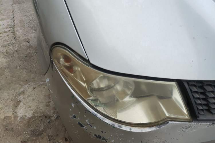 Used Wuling Hongguang 2013 1.5L Base Version Right Front Headlight