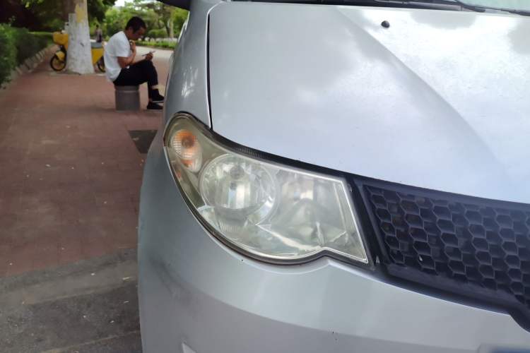 Used Wuling Hongguang 2013 1.5L Base Version Right Front Headlight
