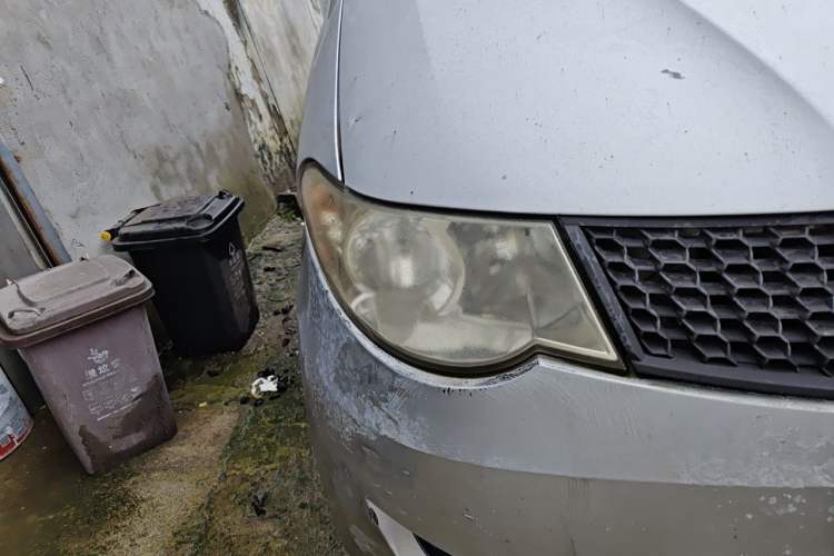Used Wuling Hongguang 2013 1.5L Base Version Right Front Headlight