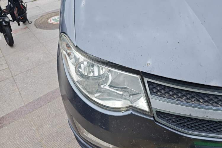 Used Wuling Hongguang 2013 1.5L S Comfort Model Right Front Headlight