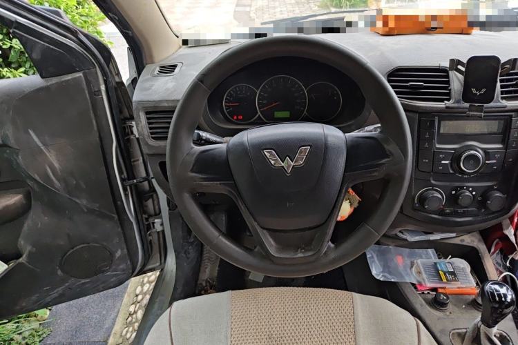 Used Wuling Hongguang 2013 1.5L Base Version Steering Wheel