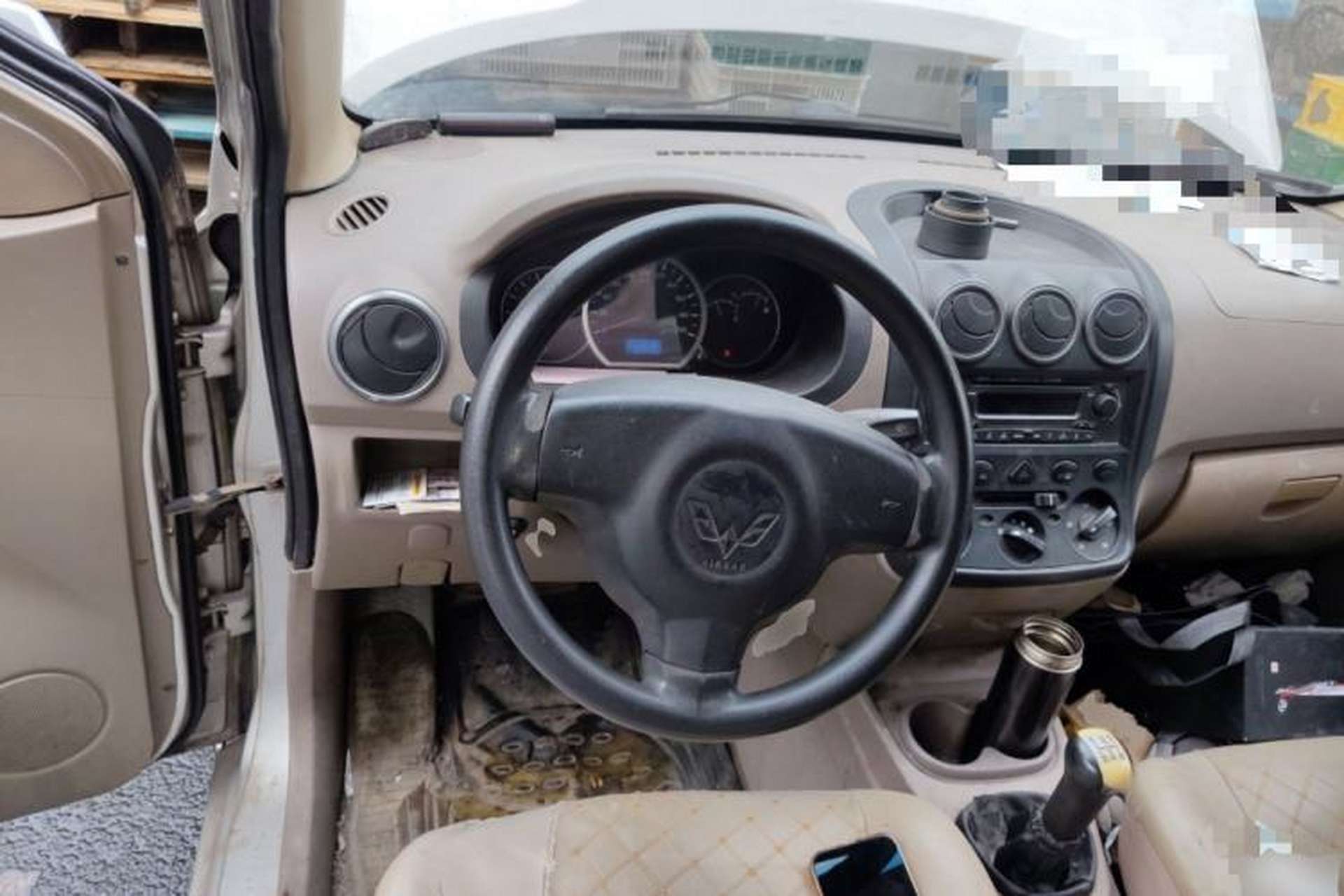 Used Wuling Hongguang 2013 1.5L Standard Version Steering Wheel