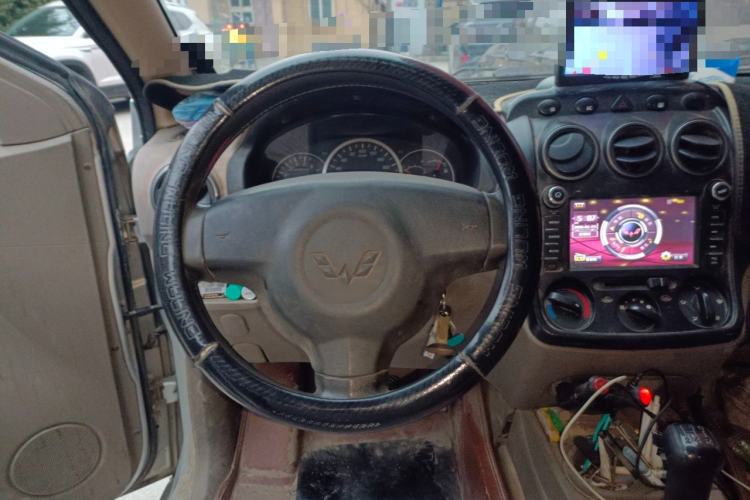 Used Wuling Hongguang 2013 1.5L Comfort Model Steering Wheel