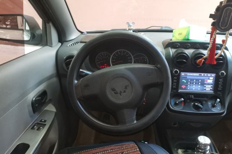 Used Wuling Hongguang 2013 1.5L Base Version Steering Wheel