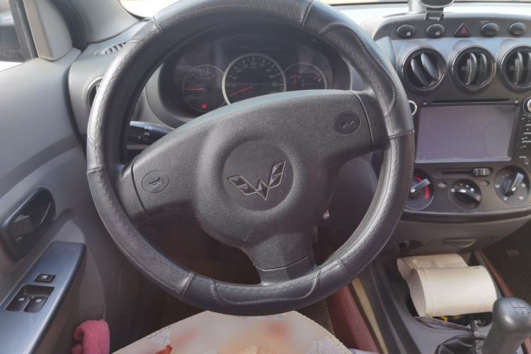 Used Wuling Hongguang 2013 1.5L Base Version Steering Wheel
