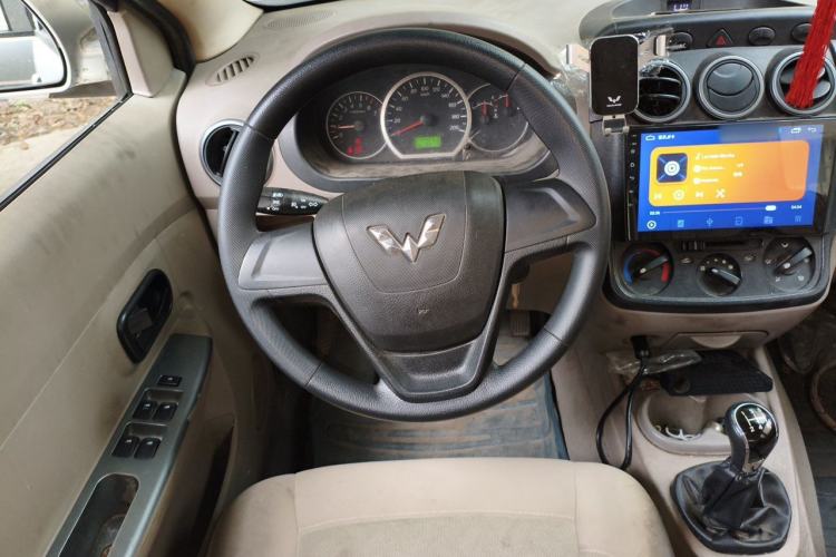 Used Wuling Hongguang 2013 1.5L Base Version Steering Wheel