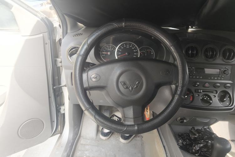 Used Wuling Hongguang 2013 1.5L Base Version Steering Wheel
