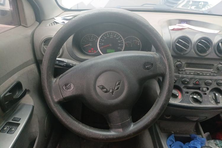 Used Wuling Hongguang 2013 1.5L Base Version Steering Wheel