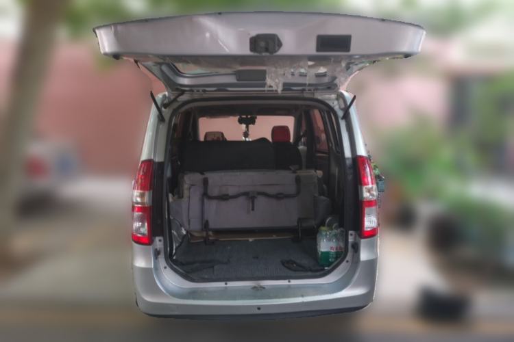 Used Wuling Hongguang 2013 1.5L Base Version Trunk