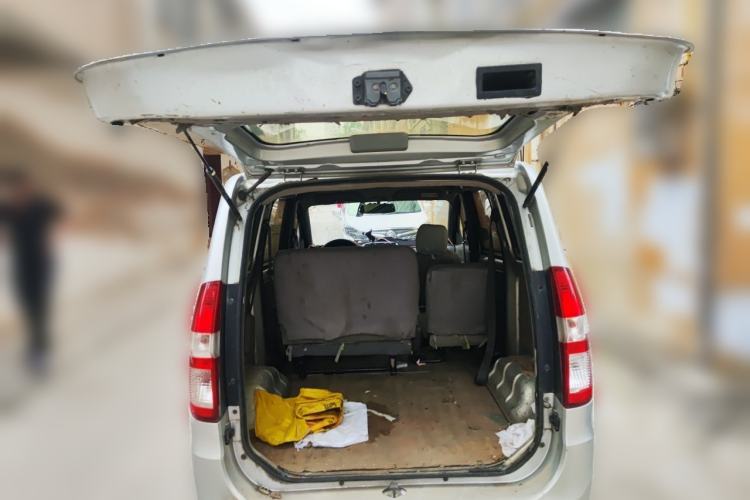 Used Wuling Hongguang 2013 1.5L Base Version Trunk