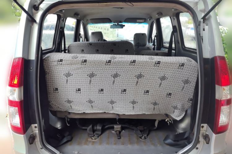 Used Wuling Hongguang 2013 1.5L Base Version Trunk