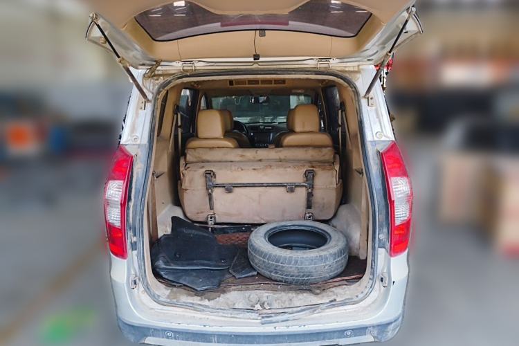 Used Wuling Hongguang 2013 1.5L S Luxury Model Trunk