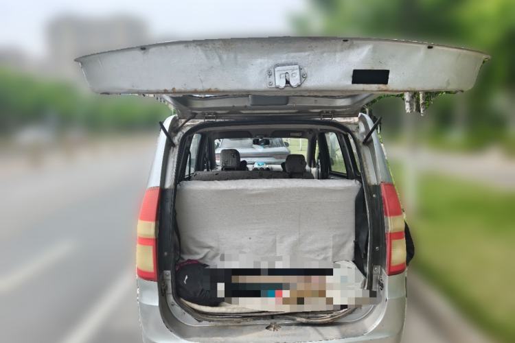 Used Wuling Hongguang 2013 1.5L Base Version Trunk