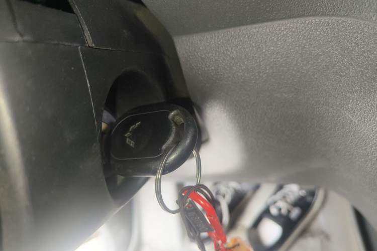 Used Wuling Hongguang 2013 1.5L Base Version Vehicle Key