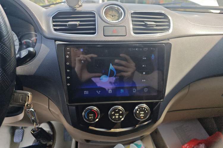 Used Wuling Hongguang 2013 1.5L S Comfort Model Audio And AC Panel
