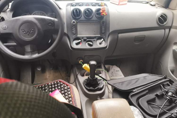 Used Wuling Hongguang 2013 1.5L Base Version Audio And AC Panel