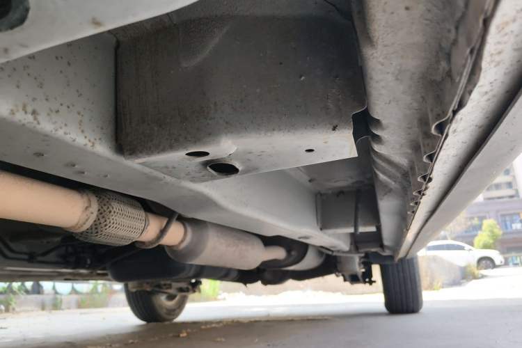 Used Wuling Hongguang 2013 1.5L S Comfort Model Chassis Front Left