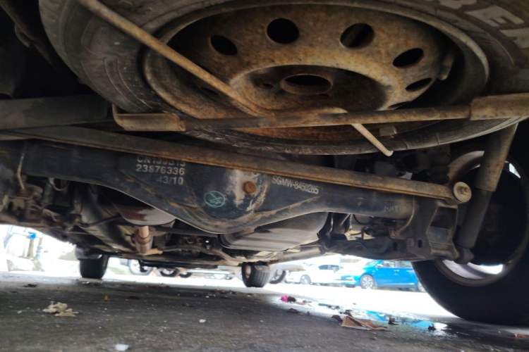 Used Wuling Hongguang 2013 1.5L Standard Version Chassis Rear
