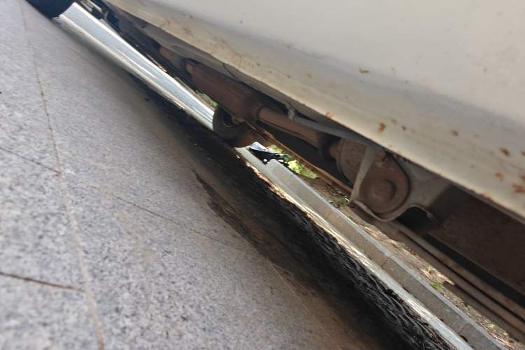 Used Wuling Hongguang 2013 1.5L Base Version Chassis Rear Left