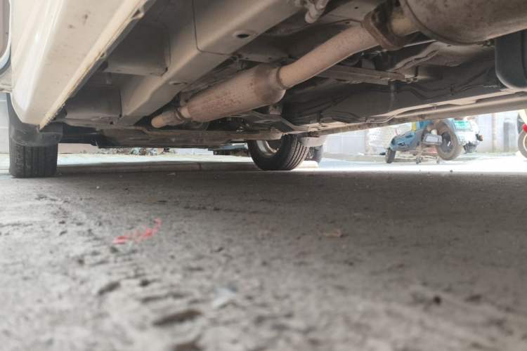 Used Wuling Hongguang 2013 1.5L Comfort Model Chassis Rear Left