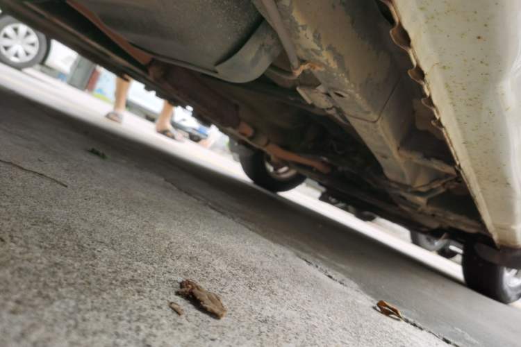 Used Wuling Hongguang 2013 1.5L Standard Version Chassis Rear Right