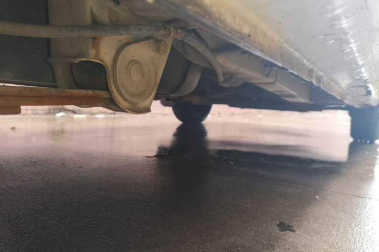 Used Wuling Hongguang 2013 1.5L Base Version Chassis Rear Right