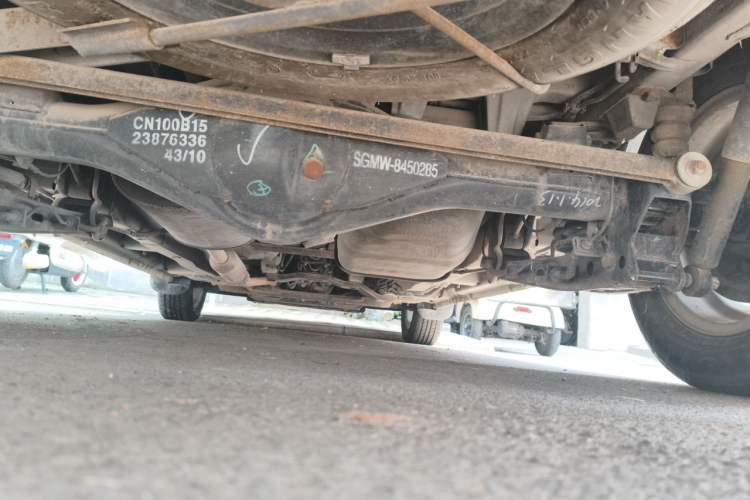 Used Wuling Hongguang 2013 1.5L Comfort Model Chassis Rear
