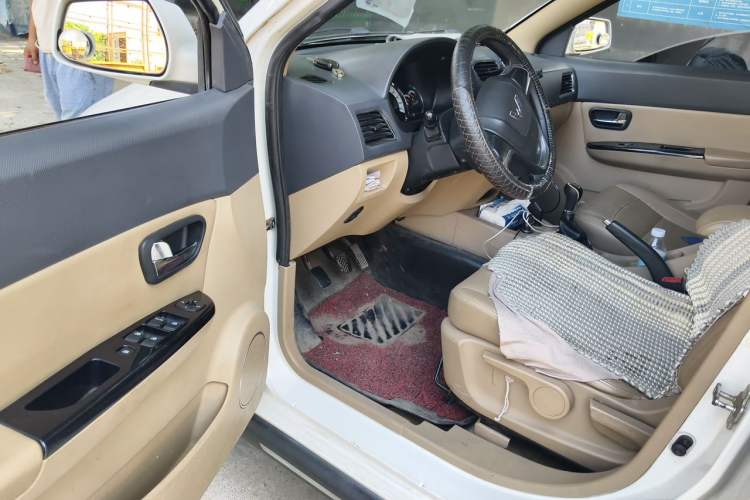 Used Wuling Hongguang 2013 1.5L S Comfort Model Driver Seat