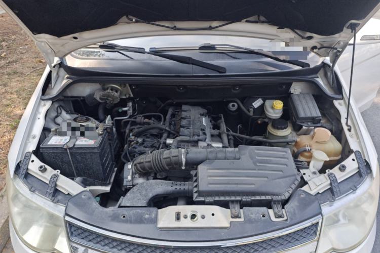Used Wuling Hongguang 2013 1.5L S Comfort Model Engine Bay