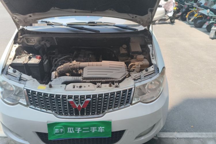 Used Wuling Hongguang 2013 1.5L Comfort Model Engine Bay Left