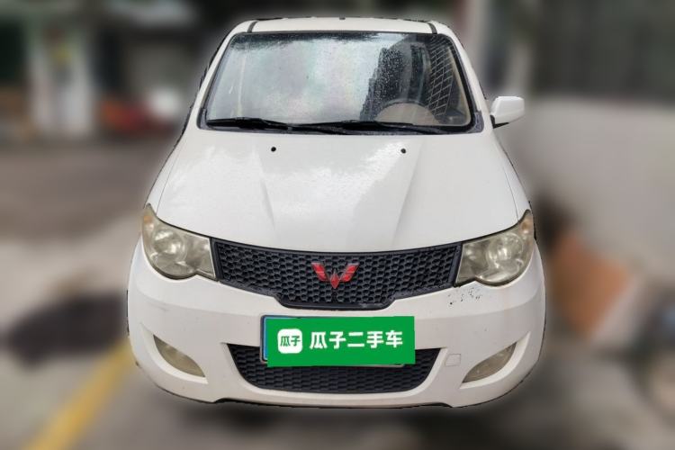 Used Wuling Hongguang 2013 1.5L Standard Version Front
