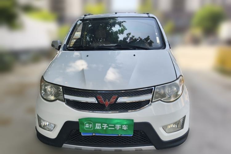 Used Wuling Hongguang 2013 1.5L S Comfort Model Front