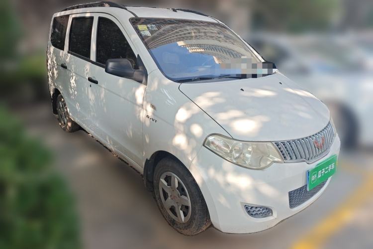 Used Wuling Hongguang 2013 1.5L Base Version Front Right 45 Deg