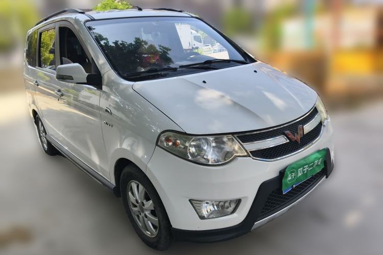 Used Wuling Hongguang 2013 1.5L S Comfort Model Front Right 45 Deg